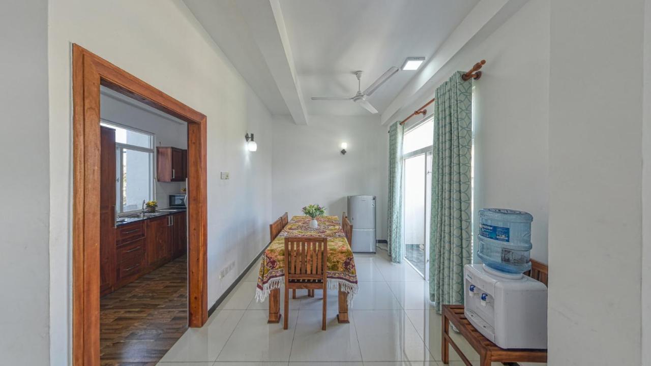 Ocean Breeze Apartment Kolombo Dış mekan fotoğraf
