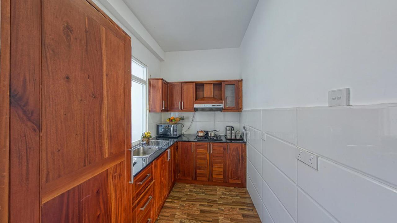 Ocean Breeze Apartment Kolombo Dış mekan fotoğraf