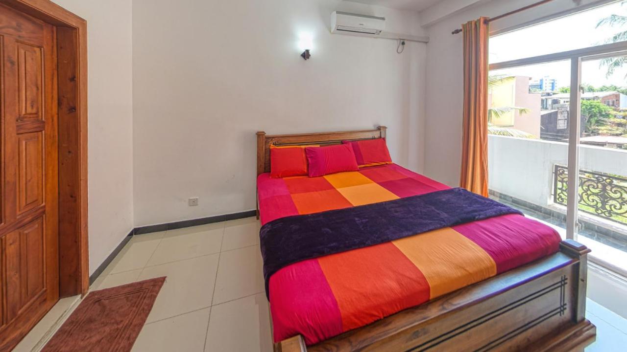 Ocean Breeze Apartment Kolombo Dış mekan fotoğraf